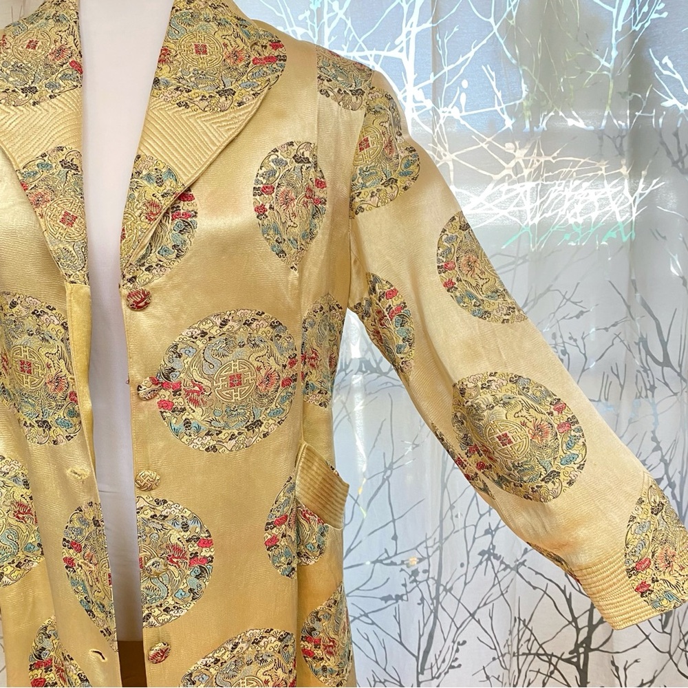 VINTAGE WINDSOR TAILOR GOLD CHINESE DRAGON PRINT BUTTON UP JACKET - Picture 6 of 15